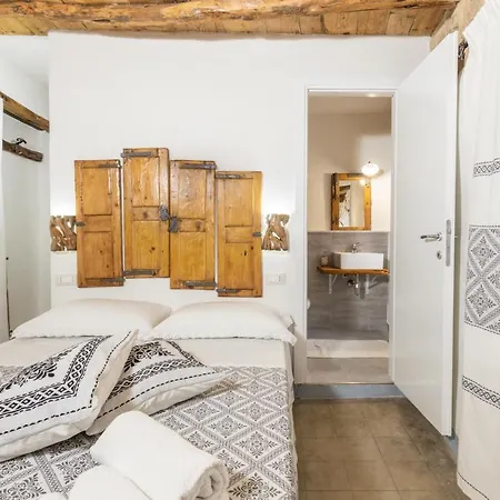 Bed And Terrace Caterina 3*