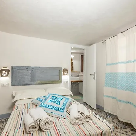 Bed And Terrace Caterina 3* Baunei