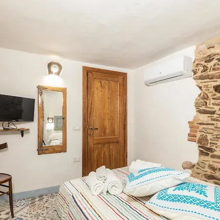Bed And Terrace Caterina Pensionat 3*