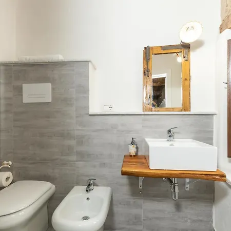Bed And Terrace Caterina 3*